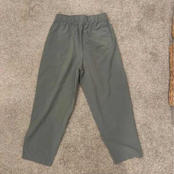 Calia Sage Green Cropped Jogger Pants Size Small Athleisure - Picture 2 of 5